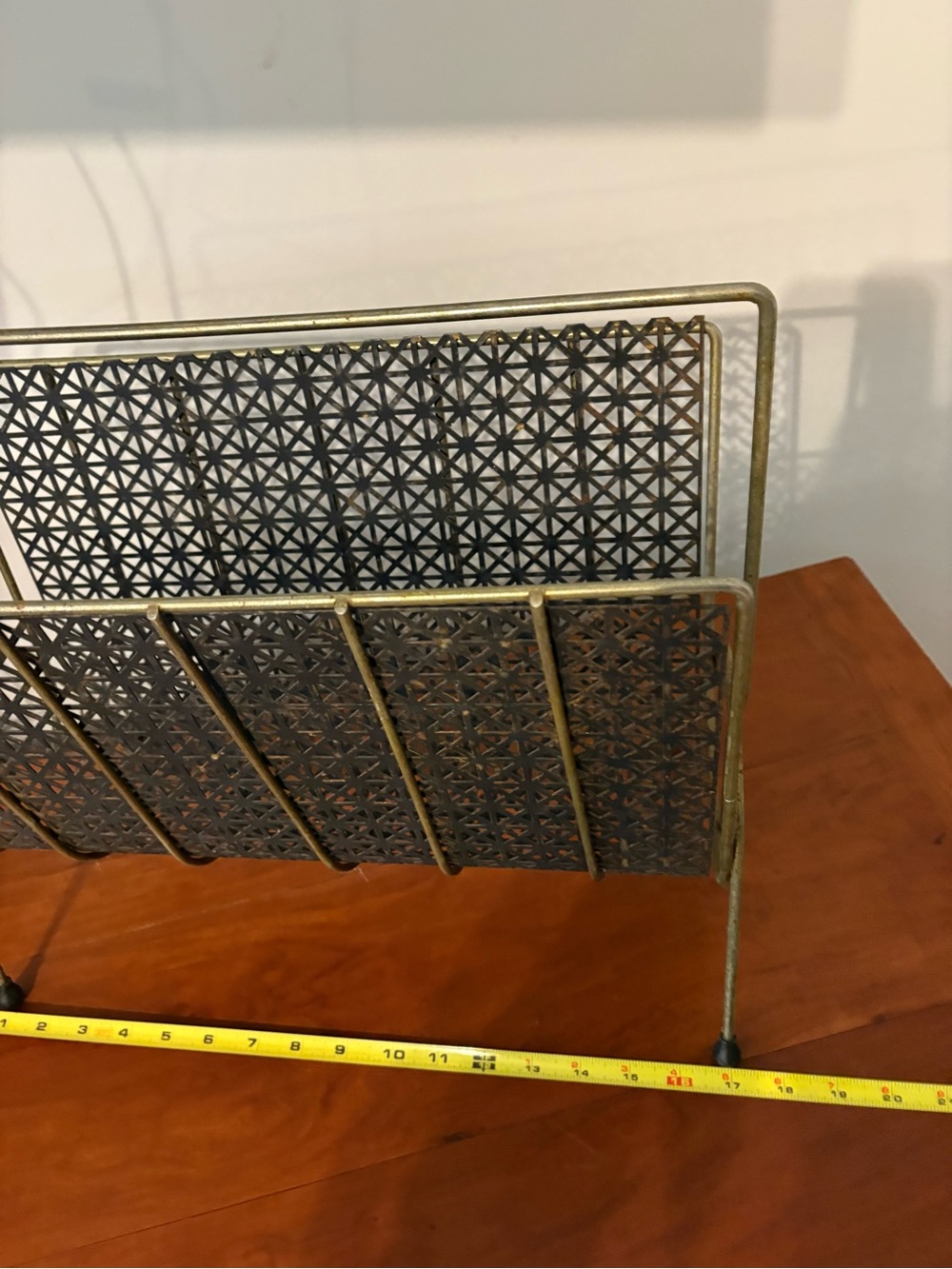 Vintage MCM Atomic Metal Mesh Magazine Rack Record Holder - Picture 8 of 9